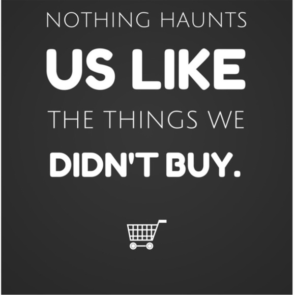 Sale offers are welcome I’m trying to clear out my closet so send an offer - Picture 3 of 8